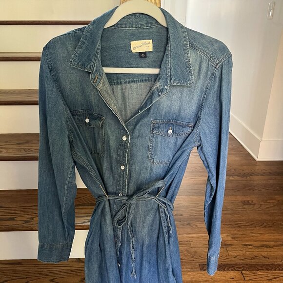 Universal Thread Denim Shirt Dress – Medium – Belted, Frayed Hem - Picture 1 of 4